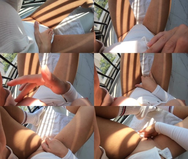 [Image: 0048_A1R_4k_Solo_POV_On_A_Balcony_-_Fing...oaning.jpg]